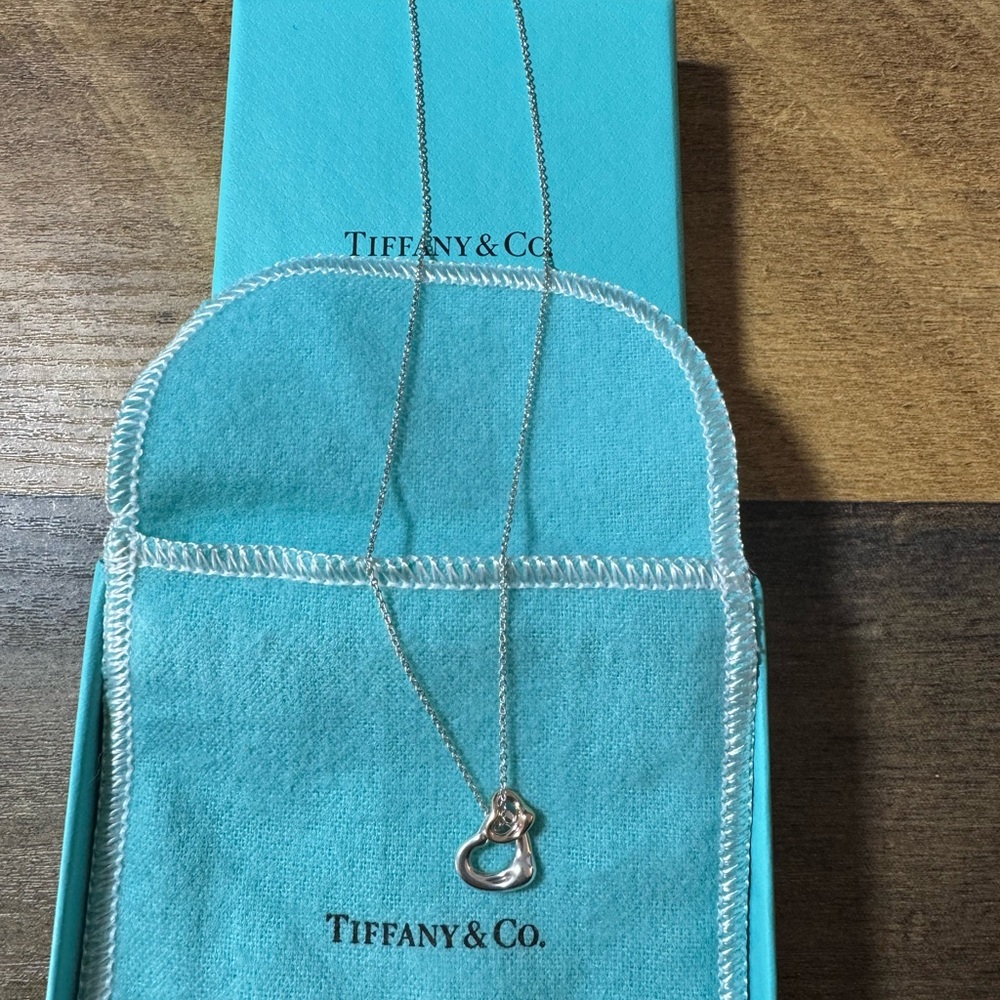 Tiffany & Co / Elsa Peretti Open Heart Pendant
